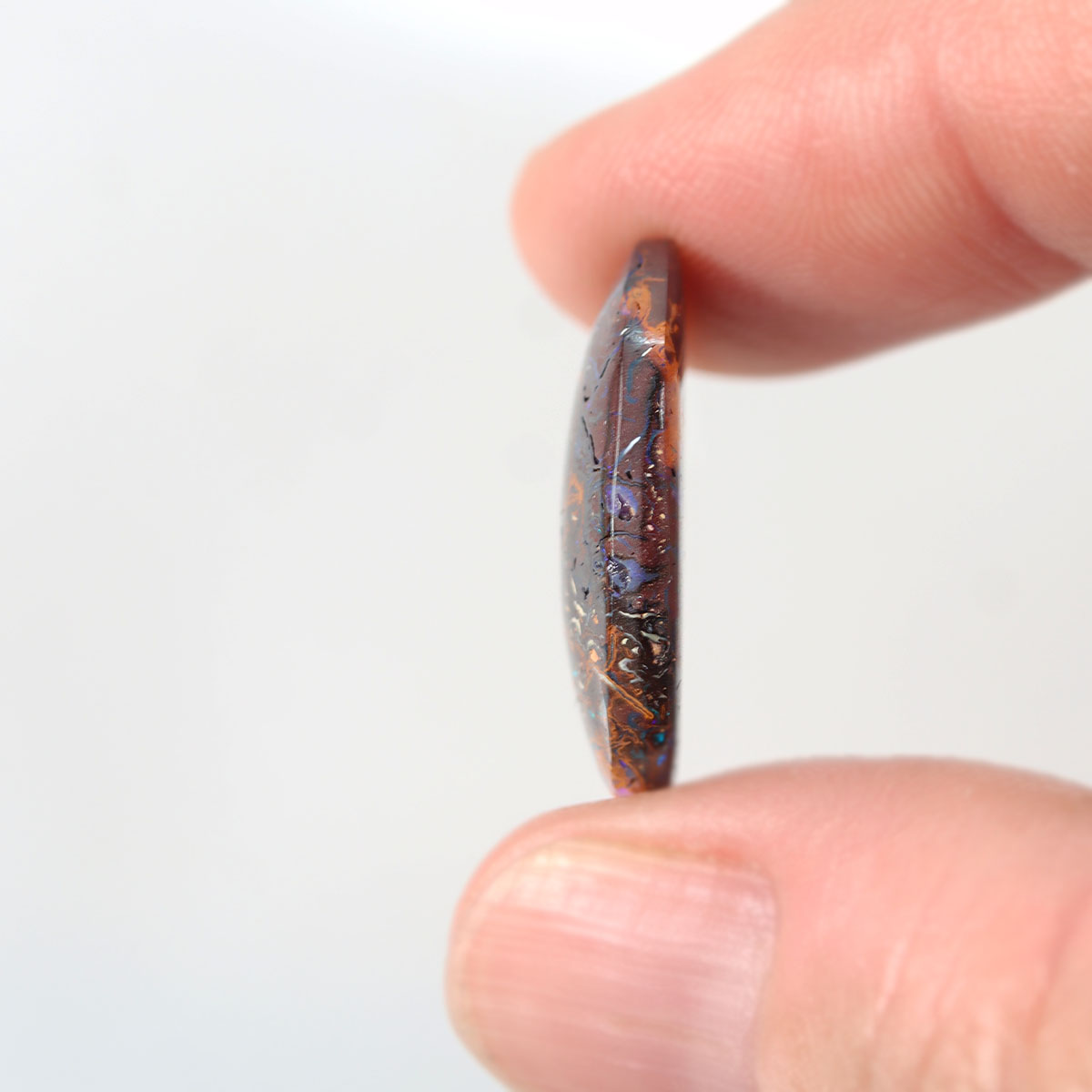 Size reference of 13.98ct boulder matrix cabochon