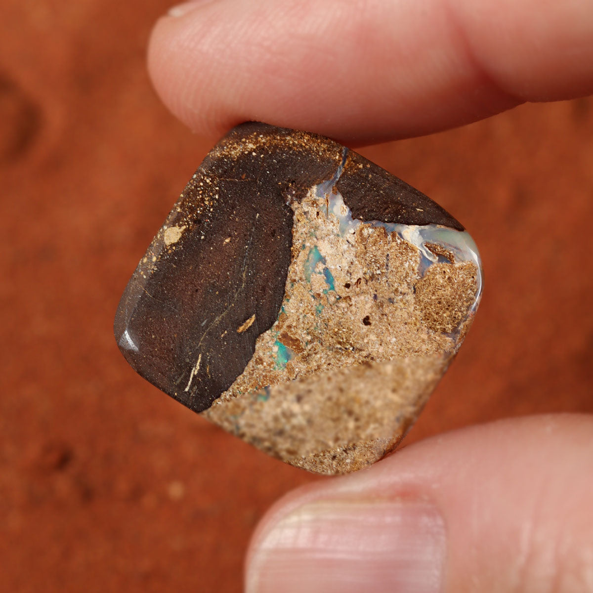 Pattern detail showing boulder matrix on 14.81ct boulder matrix