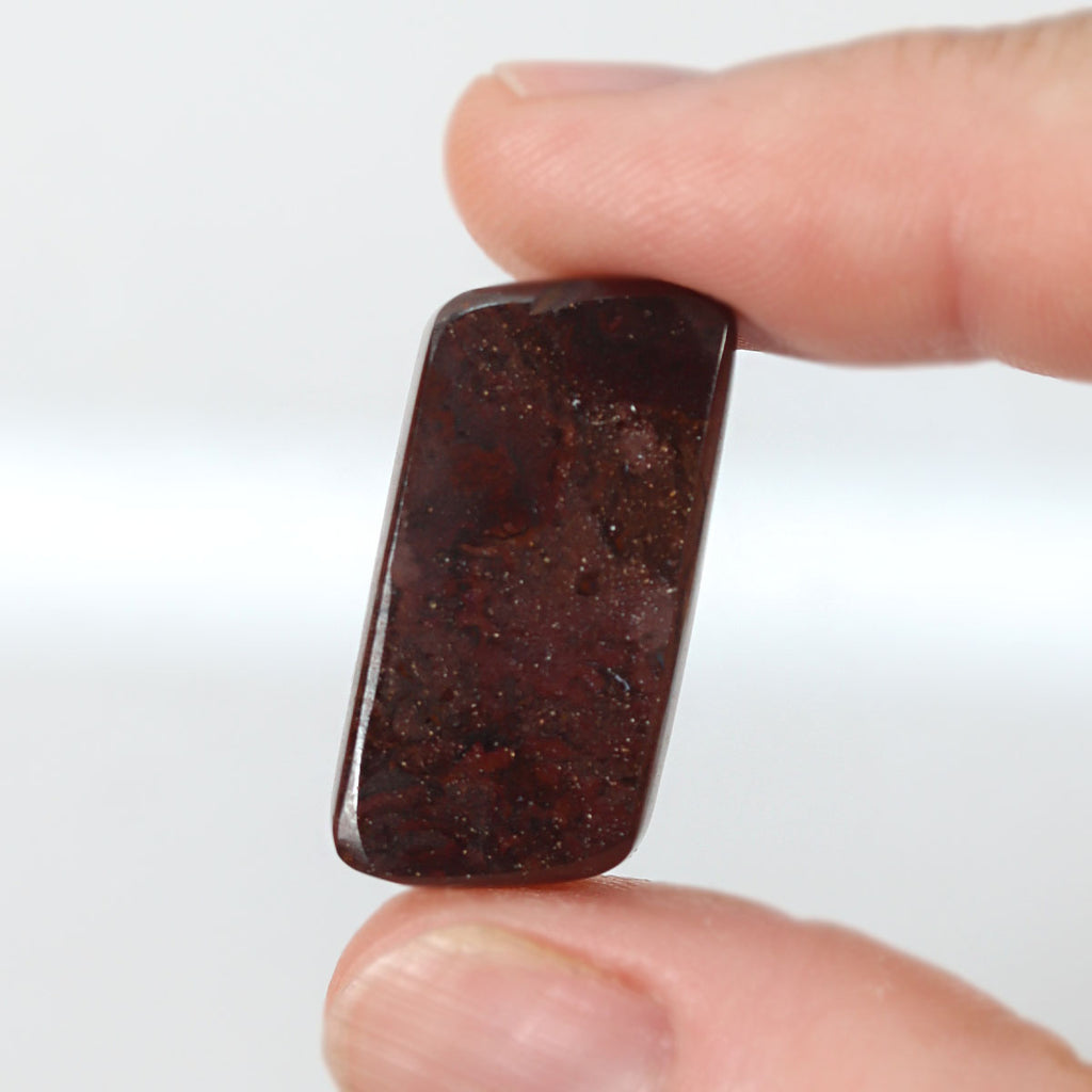 Boulder matrix from Koroit shown from side angle