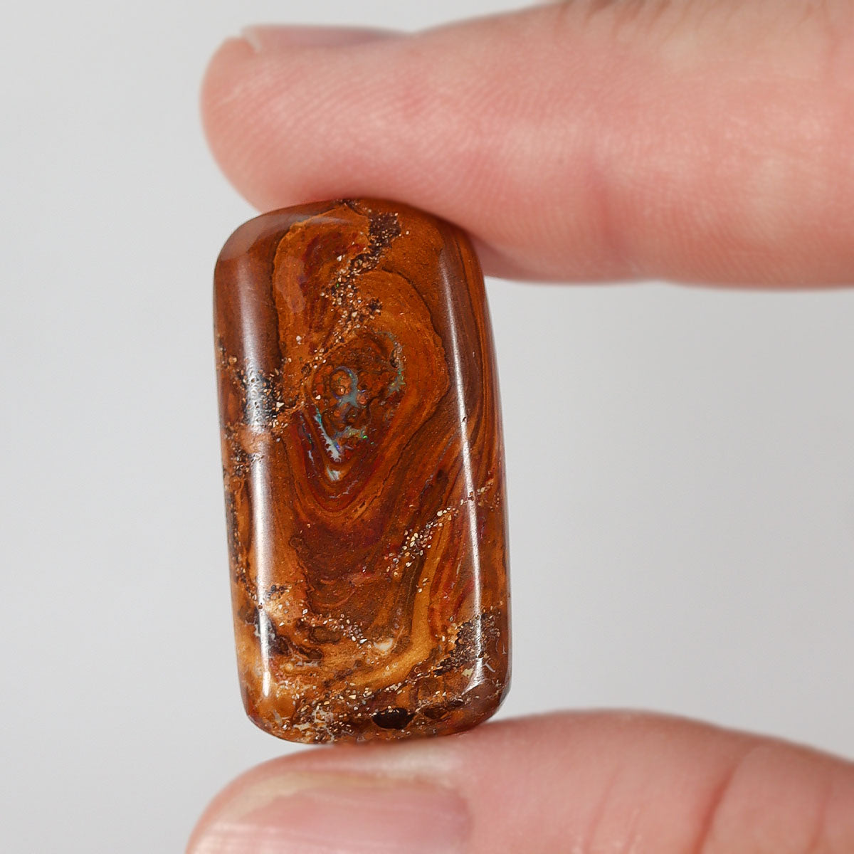 19.25ct boulder matrix from Quilpie with blue boulder matrix play-of-colour