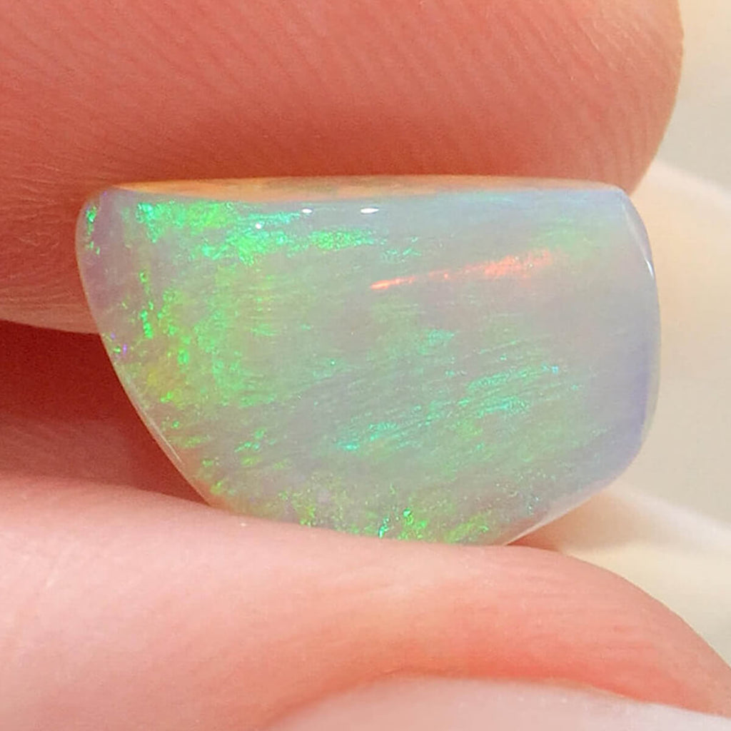 Green light opal 3.15ct natural solid Australian opal from Mintabie