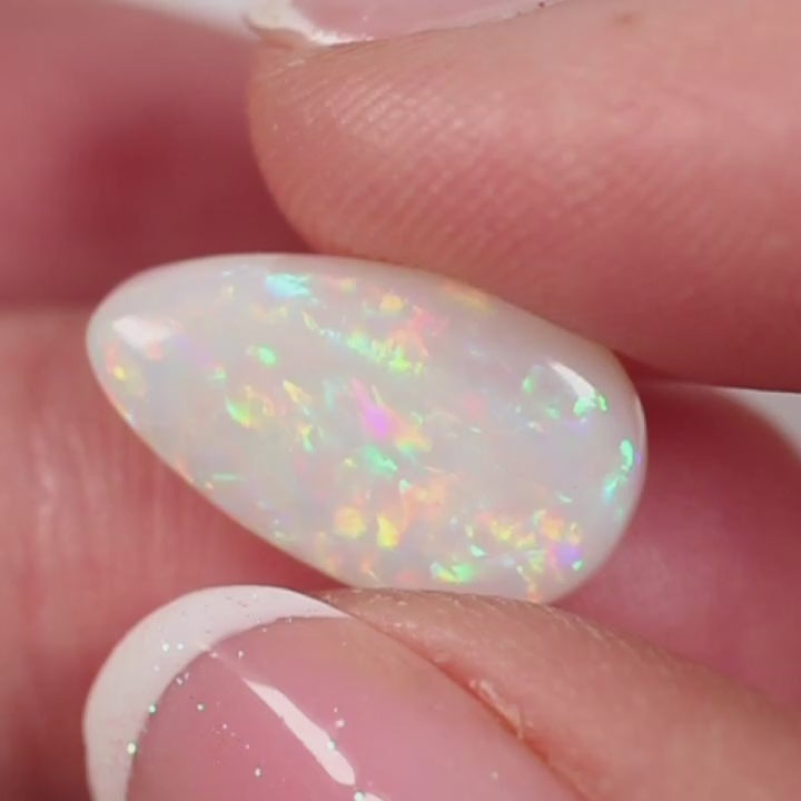 4.24ct Light Opal - 10 x 17 x 4mm