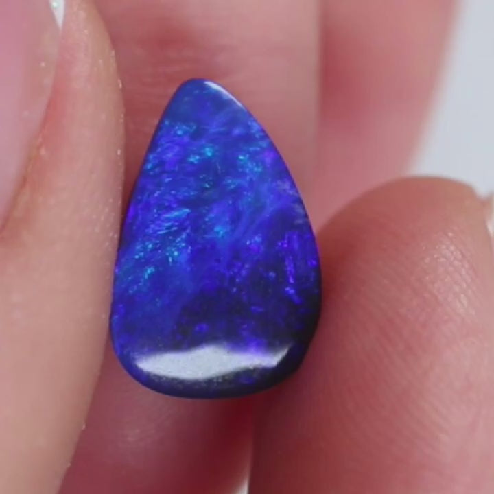 4.85ct Boulder Opal - 9 x 15 x 4mm