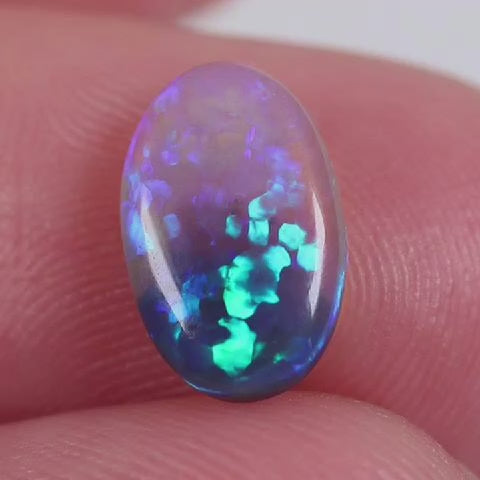 1.2ct Crystal Opal - 6.5 x 10.5 x 2.5mm