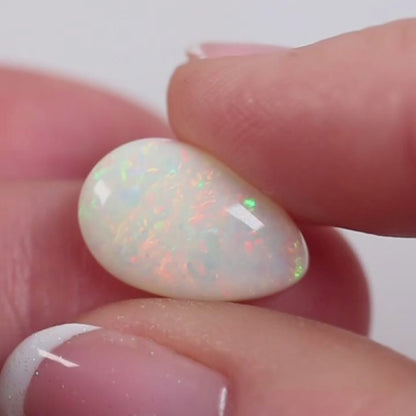 5.67ct Light Opal - 11 x 16.5 x 5mm