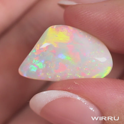 4.56ct Light Opal - 12.5 x 20 x 4.5mm