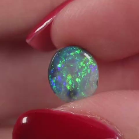 1.07 ct Dark opal - 8.5 x 9.5 x 2.5mm