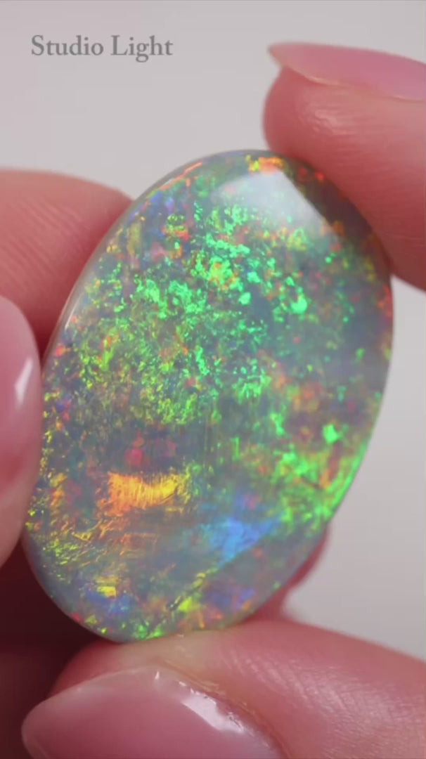 17.20ct Dark Opal - 30 x 20 x 6mm