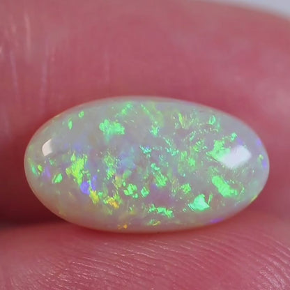 3.7 ct Light Opal - 8 x 14.2 x 4.9mm