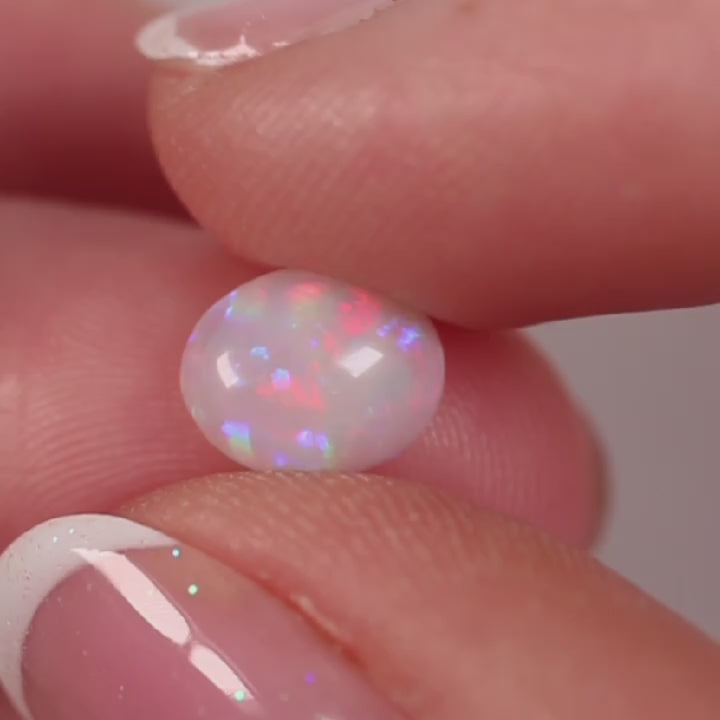 0.98ct Light Opal - 7 x 9 x 3mm