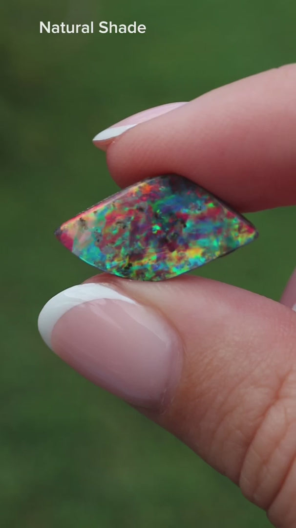 7.16ct Boulder Opal - 20.7 x 10.4 x  4.9m